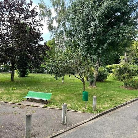 Appartement Proche Metro Villejuif La Exteriör bild